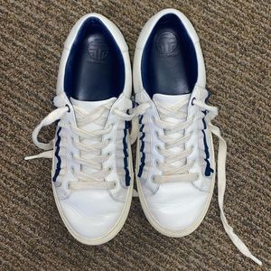 Tory Burch ruffled leather sneaker size 8.5